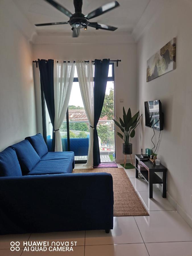 Platino Aparment @ Paradigm Mall Apartment *